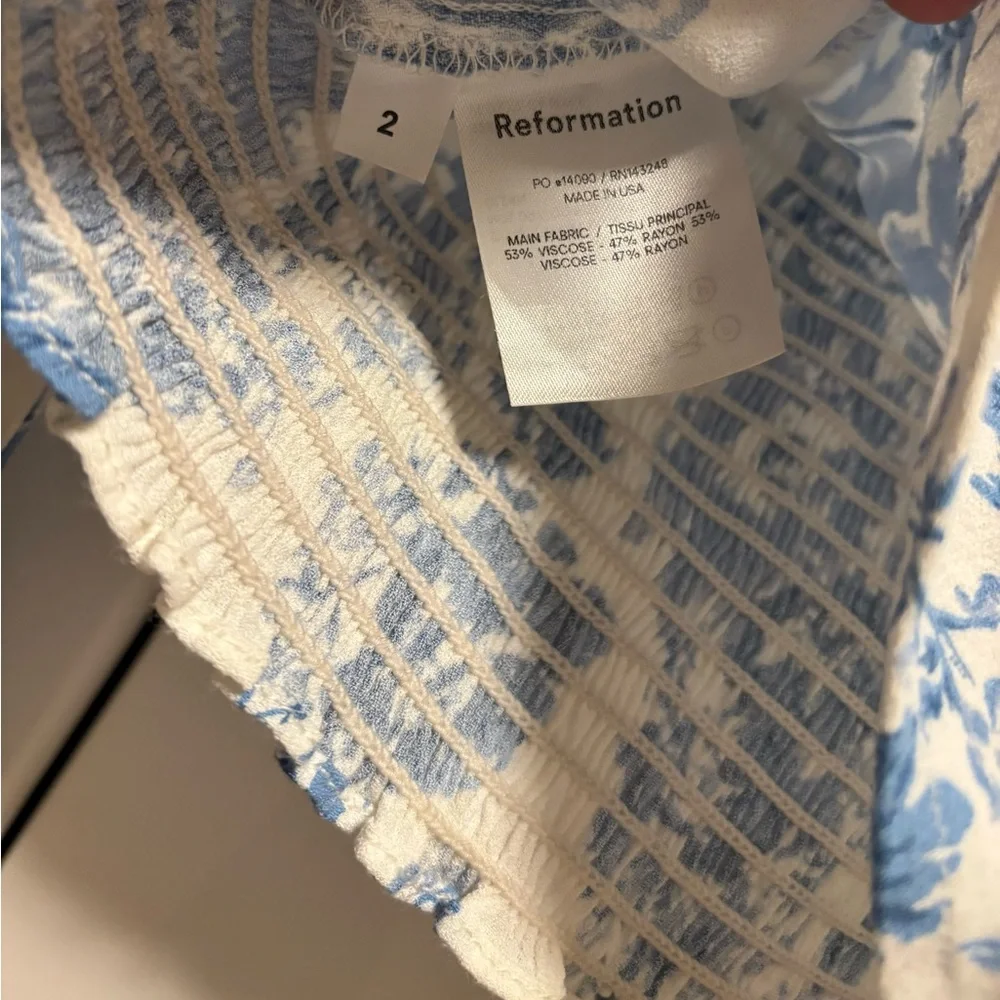 Women’s  Reformation Reign Top in Olympia size 2 - Picture 6 of 15